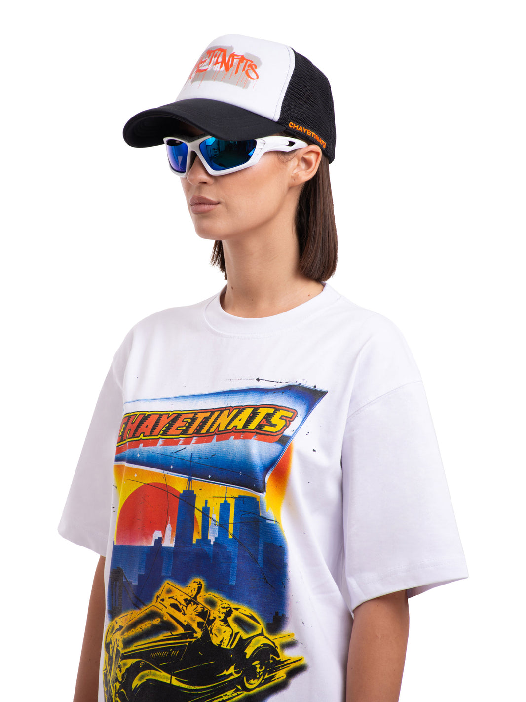 CHAYETINATS-AXIOM-TRUCKER-CAP-45-FRONT-FEMALE.jpg__PID:7318455c-7fcc-428e-9164-8446fca6eb1a