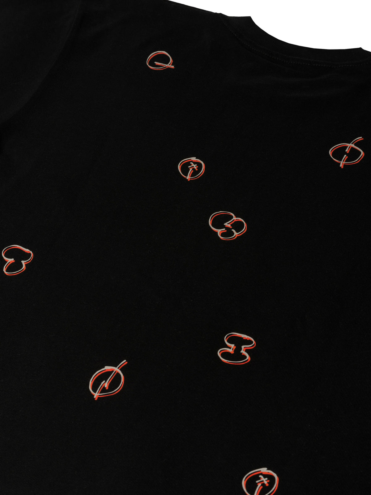 CHAYETINATS-BOLL-TAG-TEE-DETAIL.jpg__PID:4d3f138e-9f0d-4496-bad5-f2a24b7cb987