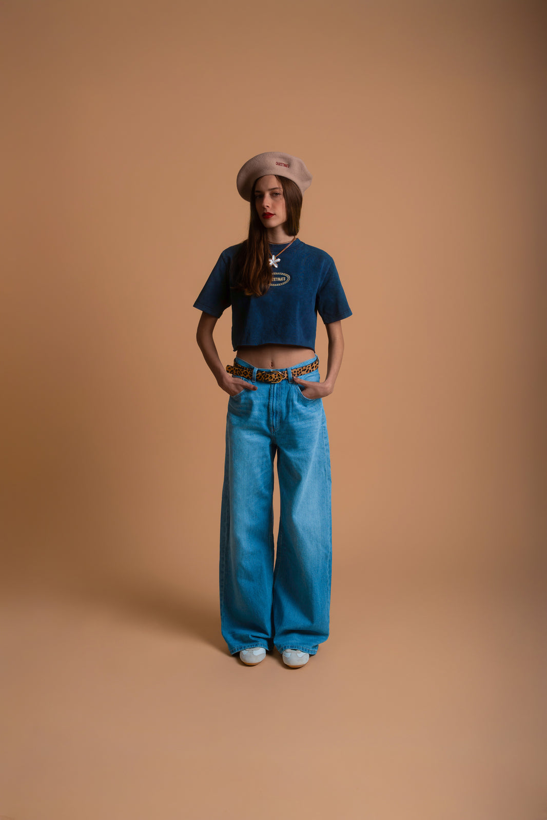 MIDNIGHT CROPPED TEE